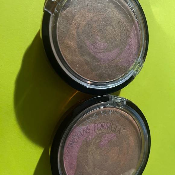 2 Physicians Formula mineral wear talc free mineral correcting bronzer